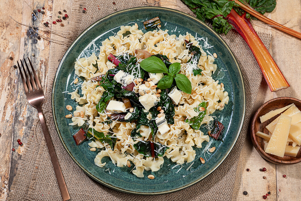 Leckere Rezepte zum nachmachen. Mangoldnudeln. Blauer Vasall Schönegger Käse-Alm.