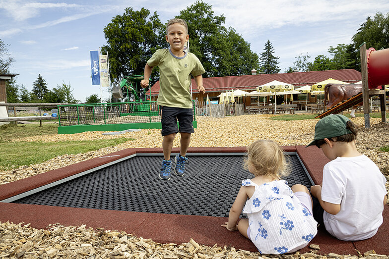 Bodentrampolin Isny